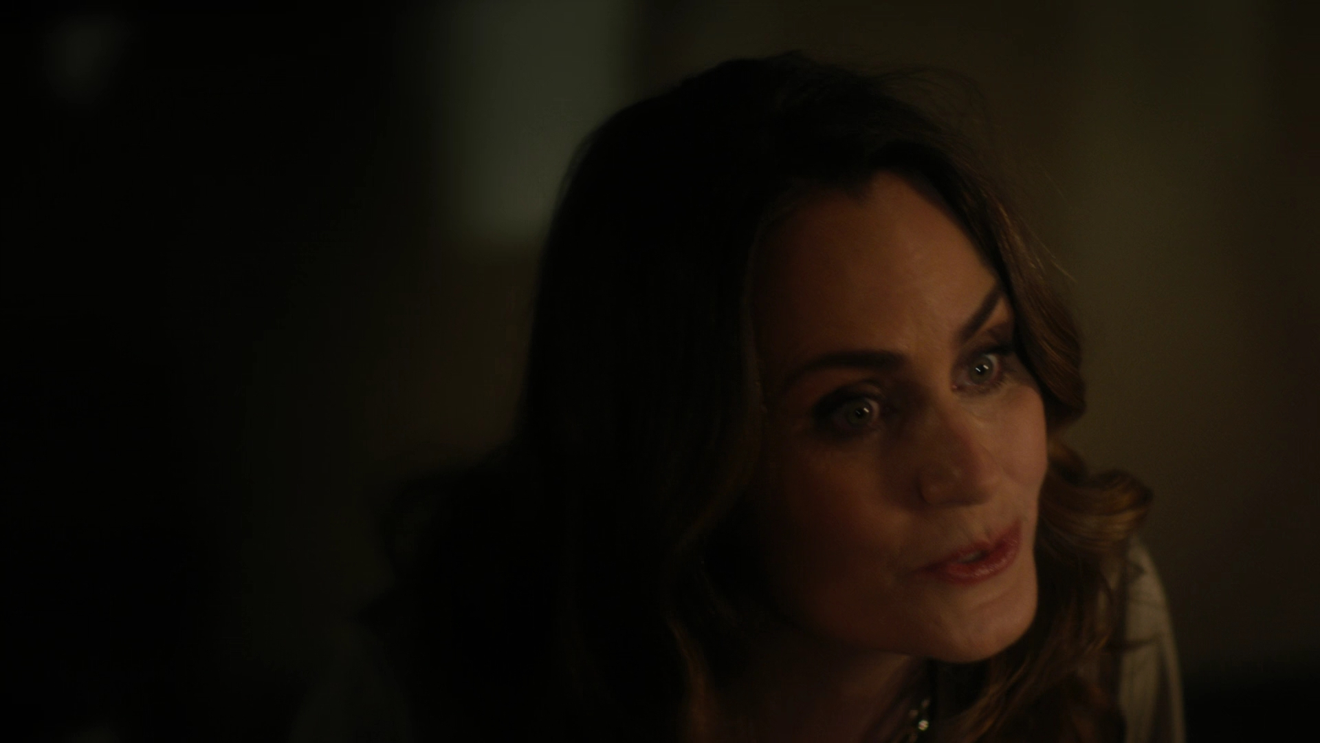 Charmed-Online-dot-nl_Charmed3x12SpectralHealing1068.jpg