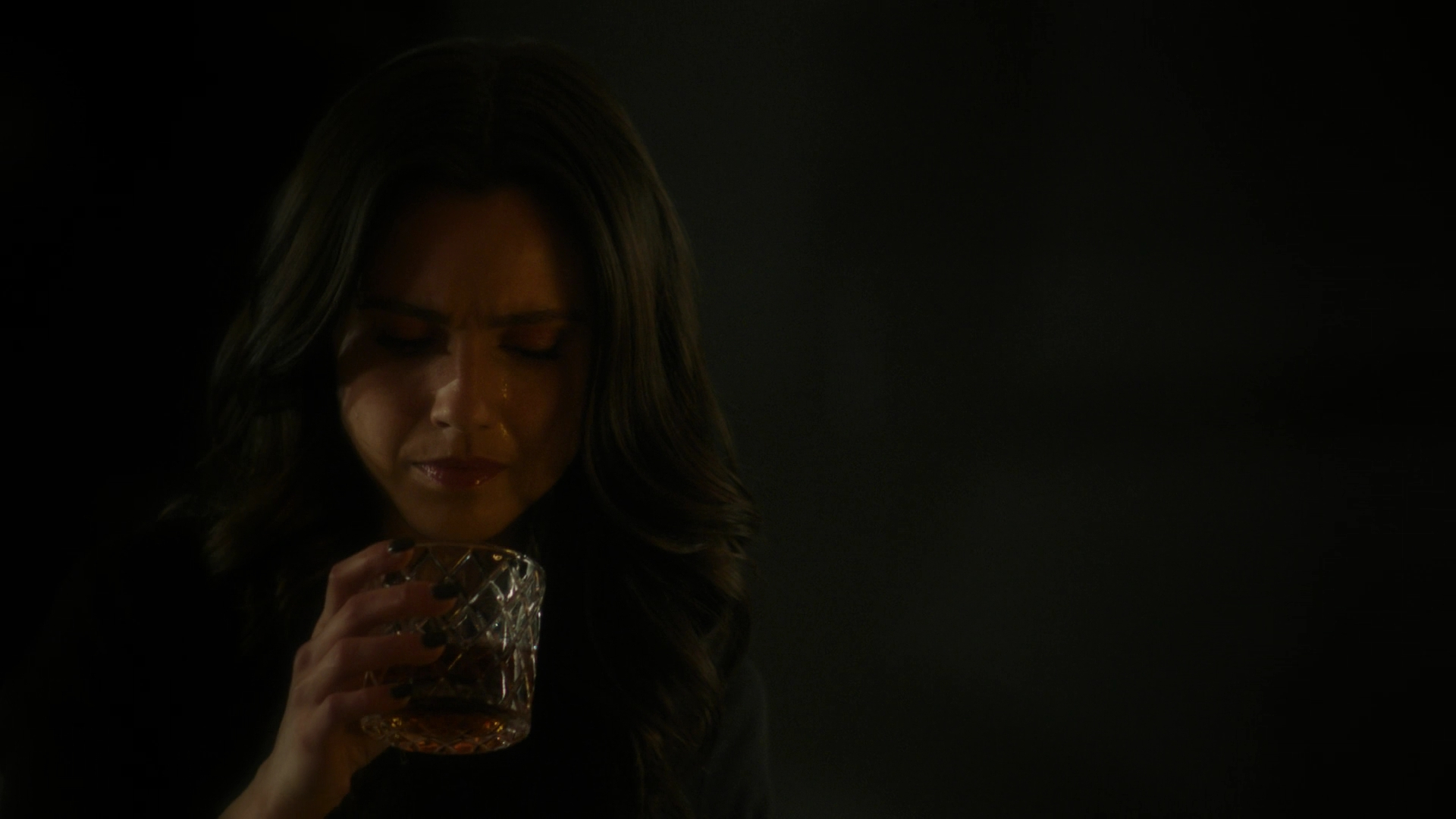 Charmed-Online-dot-nl_Charmed3x12SpectralHealing1401.jpg