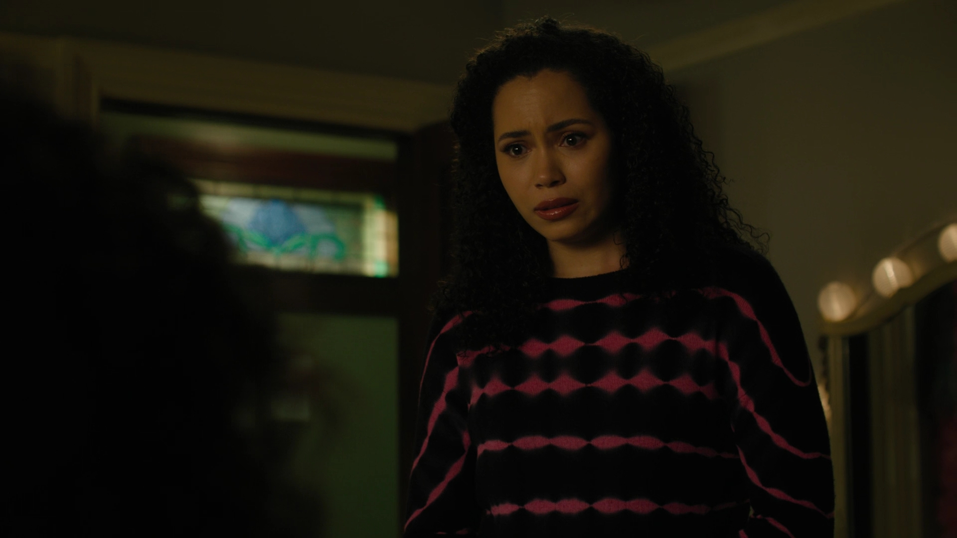 Charmed-Online-dot-nl_Charmed3x12SpectralHealing1509.jpg