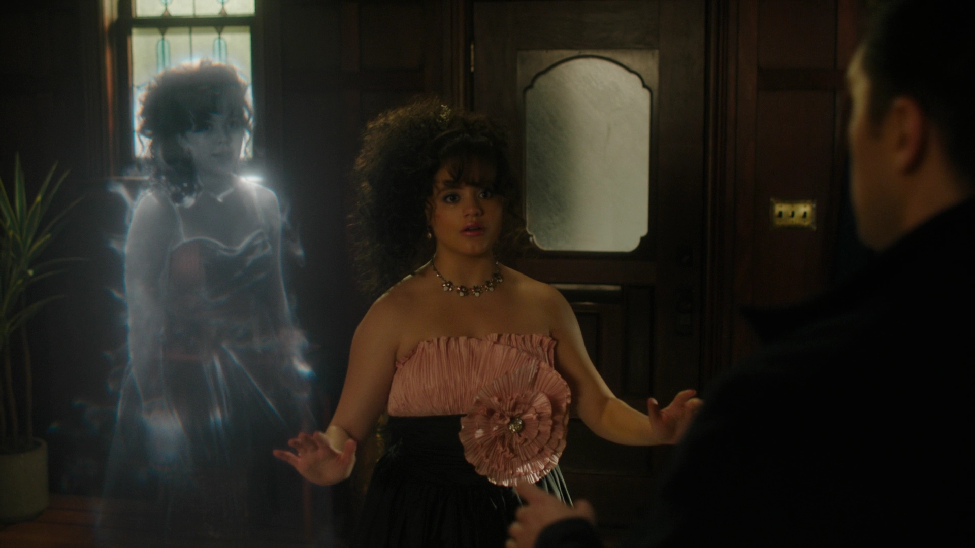 Charmed-Online-dot-nl_Charmed3x12SpectralHealing1729.jpg