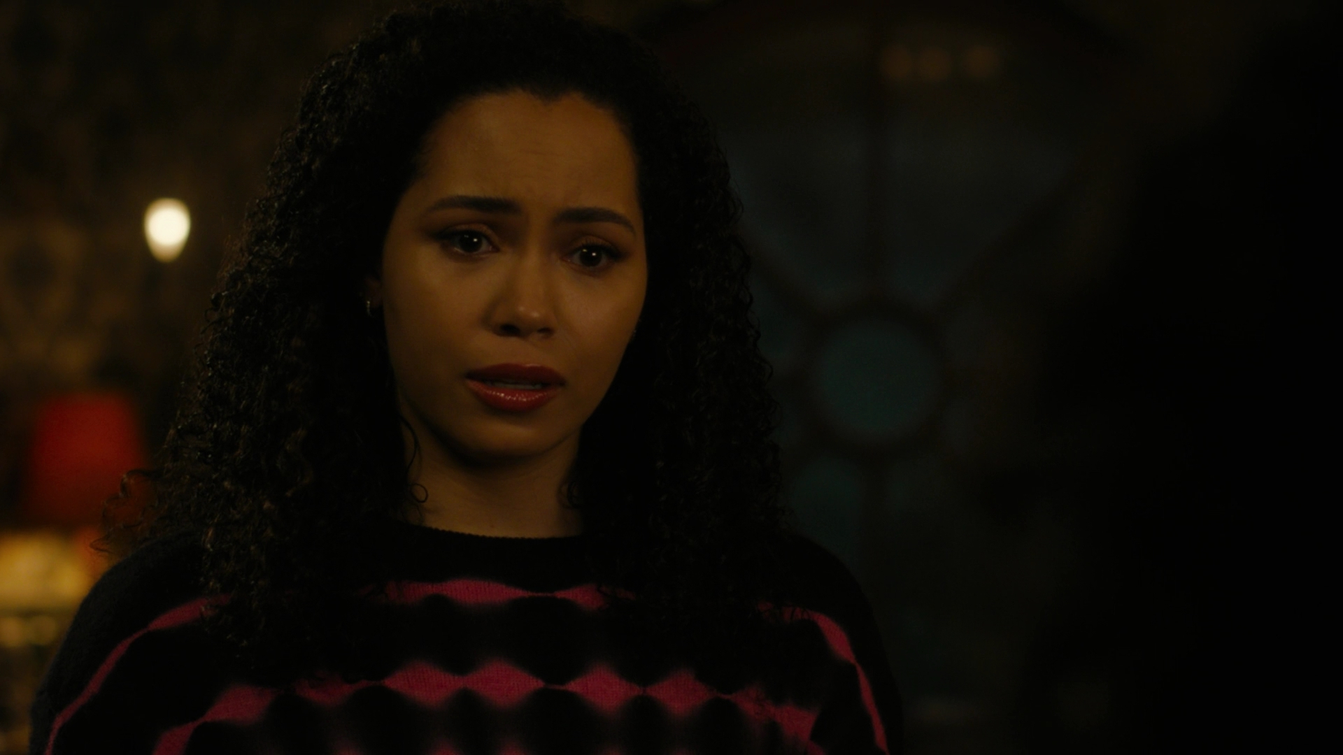 Charmed-Online-dot-nl_Charmed3x12SpectralHealing1814.jpg
