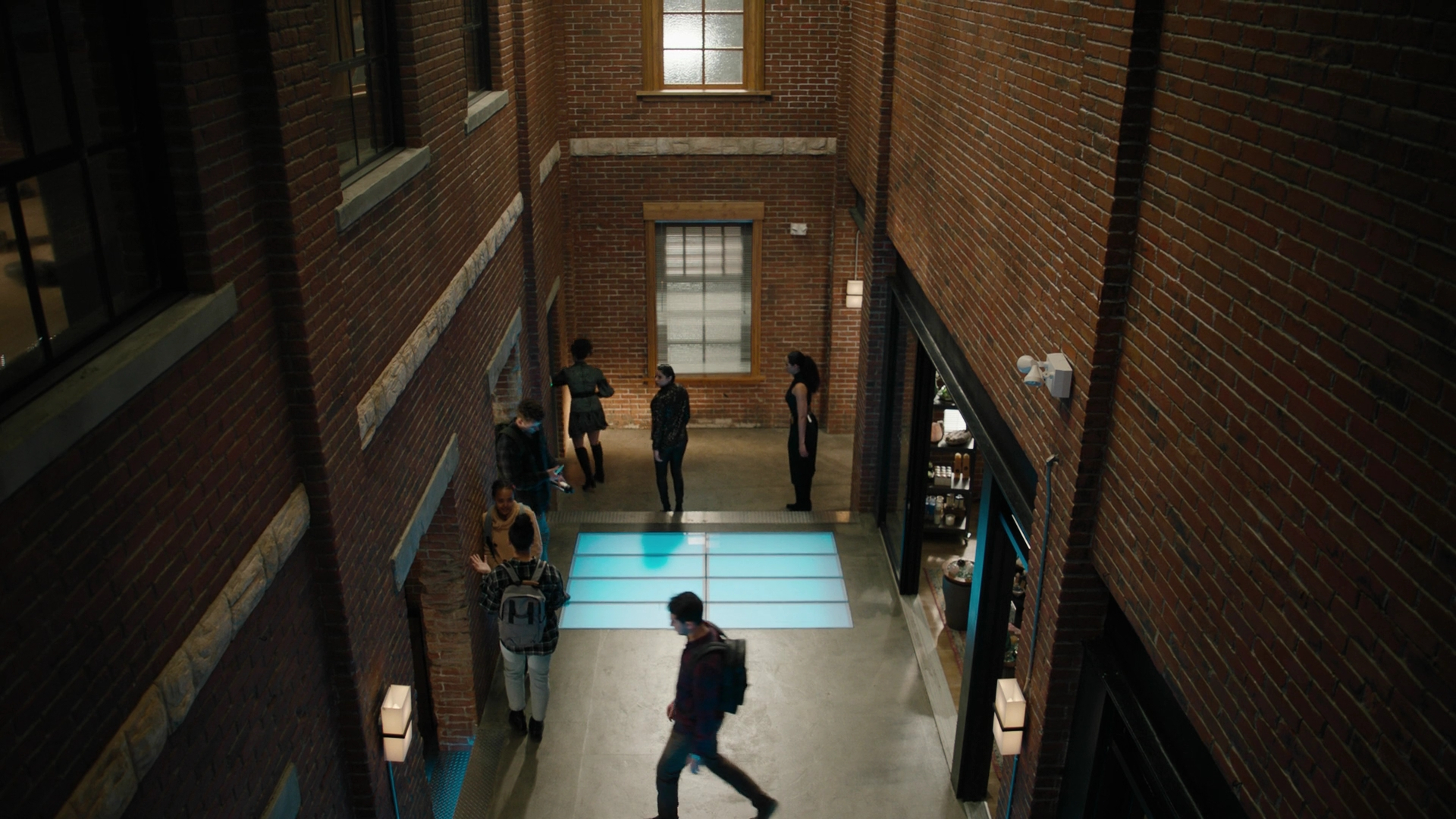 Charmed-Online-dot-nl_Charmed3x13ChaosTheory0077.jpg Charmed-Online-dot-nl_Charmed3x13ChaosTheory0077.jpg