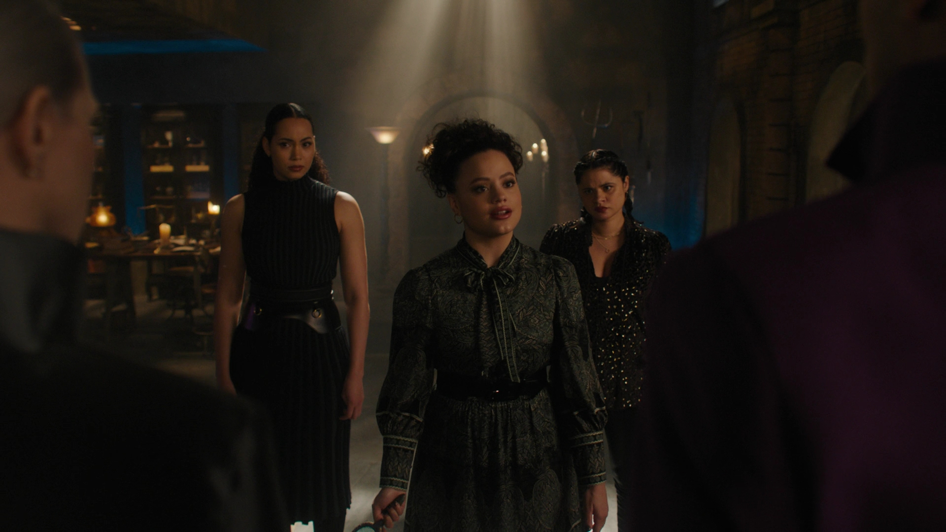 Charmed-Online-dot-nl_Charmed3x13ChaosTheory0130.jpg Charmed-Online-dot-nl_Charmed3x13ChaosTheory0130.jpg