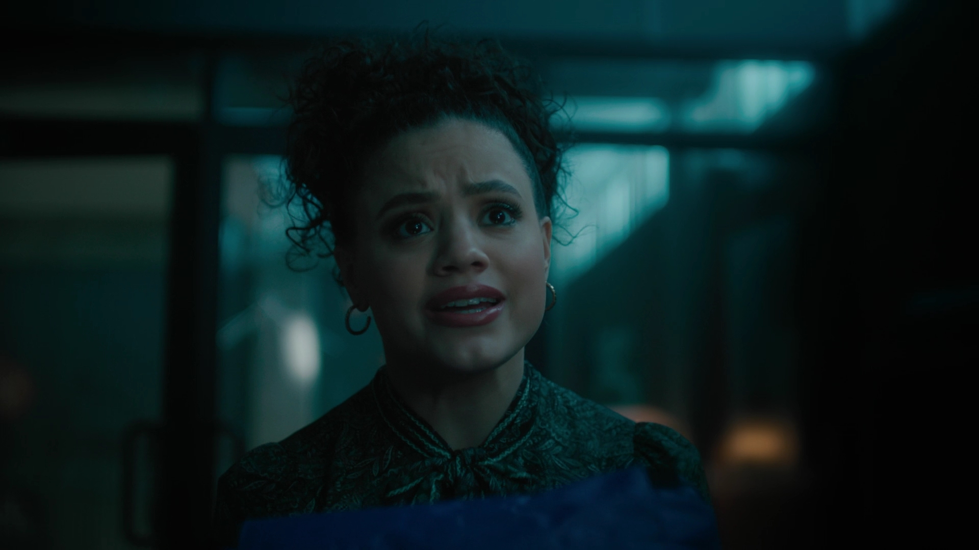 Charmed-Online-dot-nl_Charmed3x13ChaosTheory0522.jpg Charmed-Online-dot-nl_Charmed3x13ChaosTheory0522.jpg