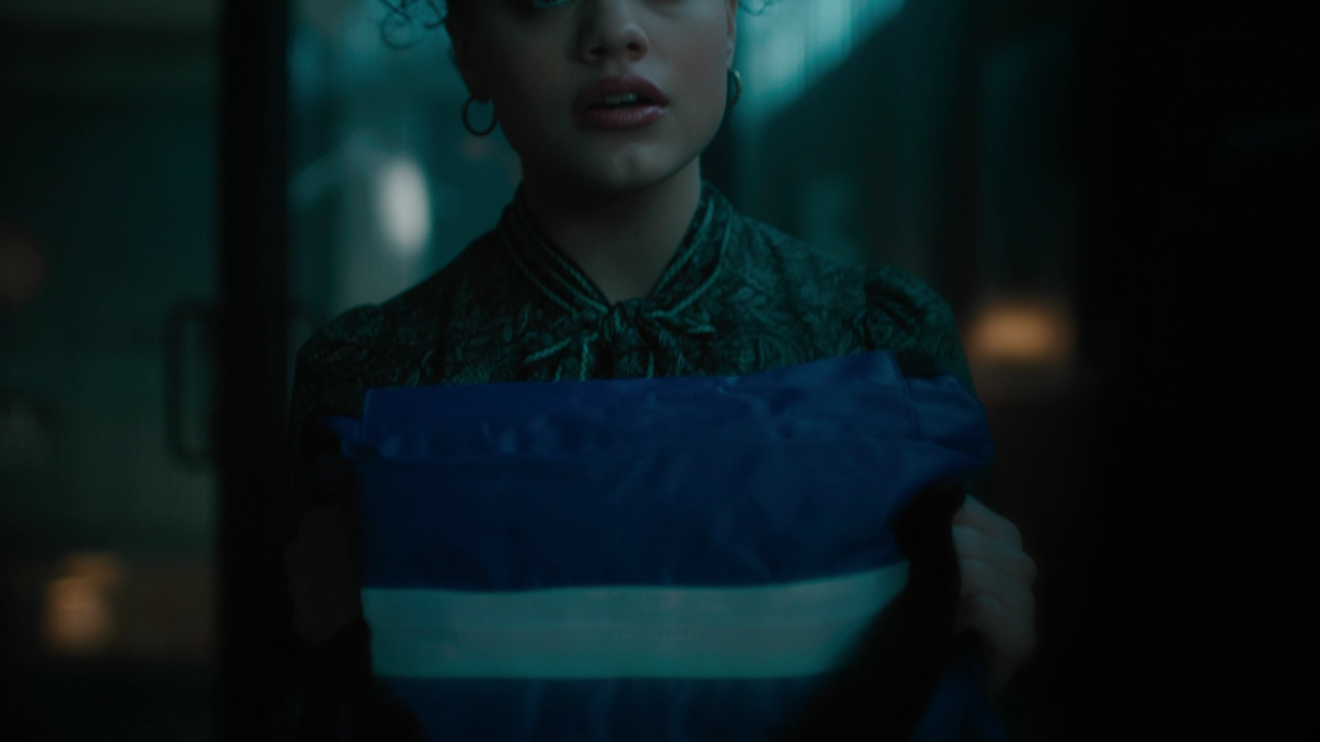 Charmed-Online-dot-nl_Charmed3x13ChaosTheory0525.jpg Charmed-Online-dot-nl_Charmed3x13ChaosTheory0525.jpg