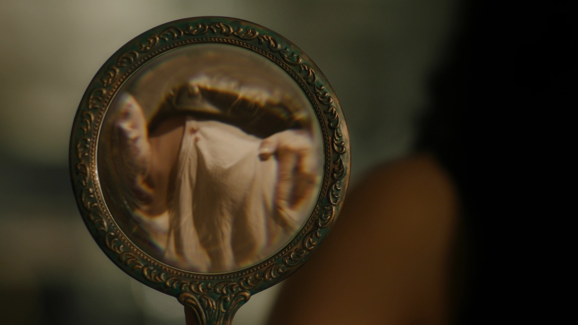 Charmed-Online-dot-nl_Charmed3x13ChaosTheory0704.jpg Charmed-Online-dot-nl_Charmed3x13ChaosTheory0704.jpg