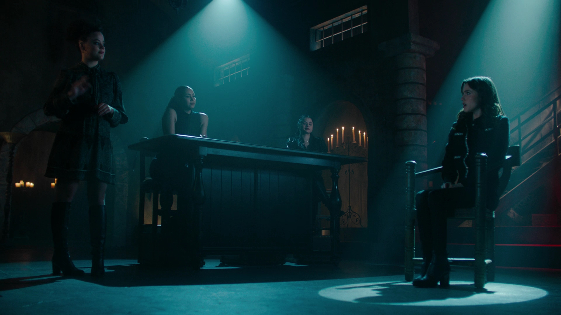 Charmed-Online-dot-nl_Charmed3x13ChaosTheory1220.jpg Charmed-Online-dot-nl_Charmed3x13ChaosTheory1220.jpg