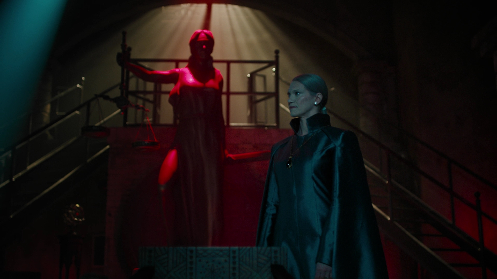 Charmed-Online-dot-nl_Charmed3x13ChaosTheory1552.jpg Charmed-Online-dot-nl_Charmed3x13ChaosTheory1552.jpg