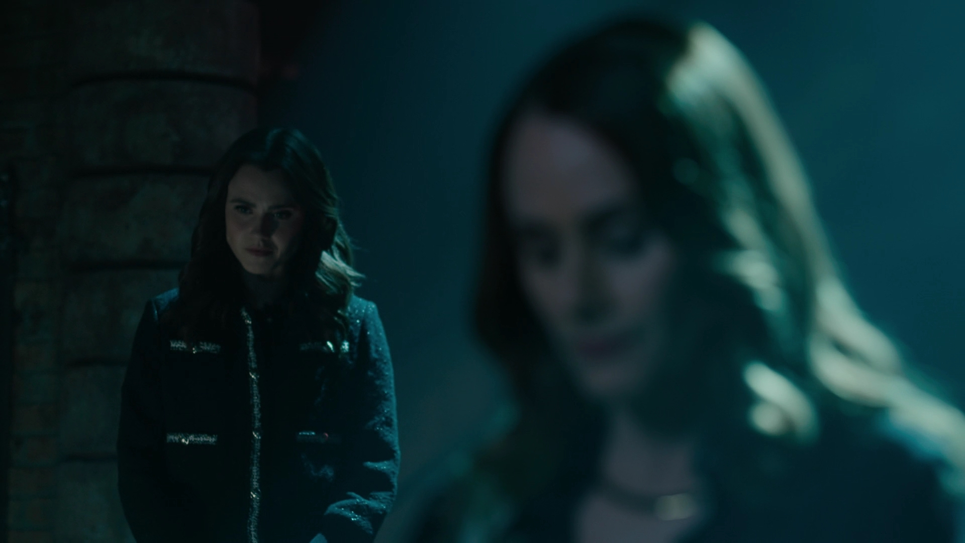 Charmed-Online-dot-nl_Charmed3x13ChaosTheory1702.jpg Charmed-Online-dot-nl_Charmed3x13ChaosTheory1702.jpg