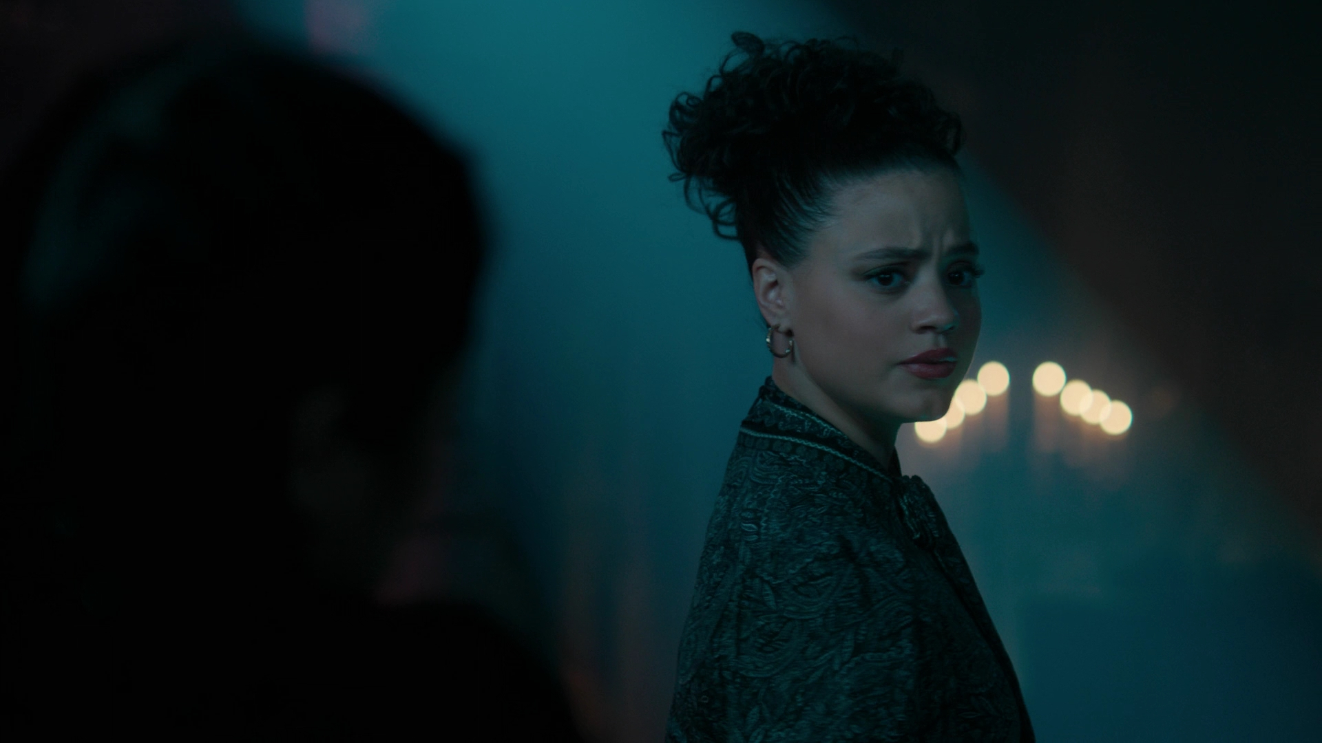 Charmed-Online-dot-nl_Charmed3x13ChaosTheory1910.jpg Charmed-Online-dot-nl_Charmed3x13ChaosTheory1910.jpg