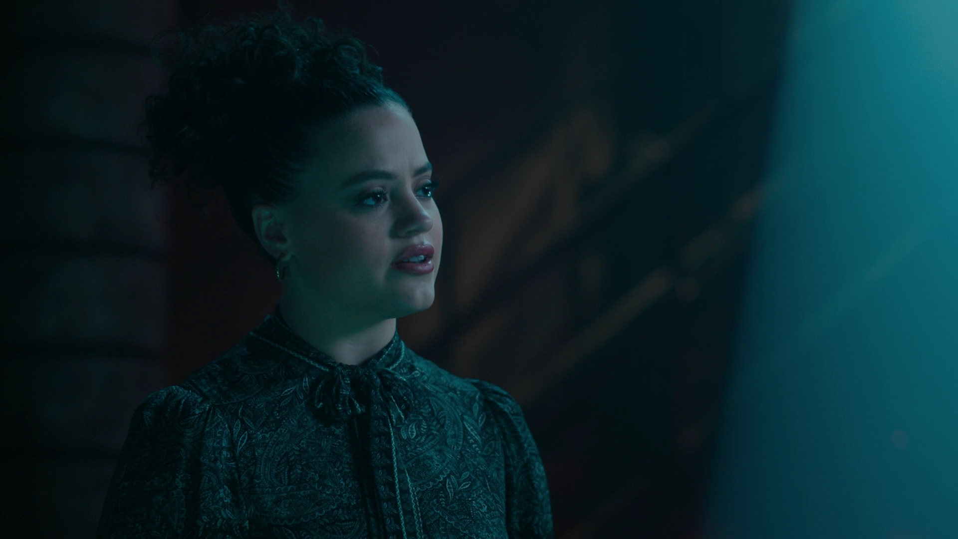 Charmed-Online-dot-nl_Charmed3x13ChaosTheory1943.jpg Charmed-Online-dot-nl_Charmed3x13ChaosTheory1943.jpg