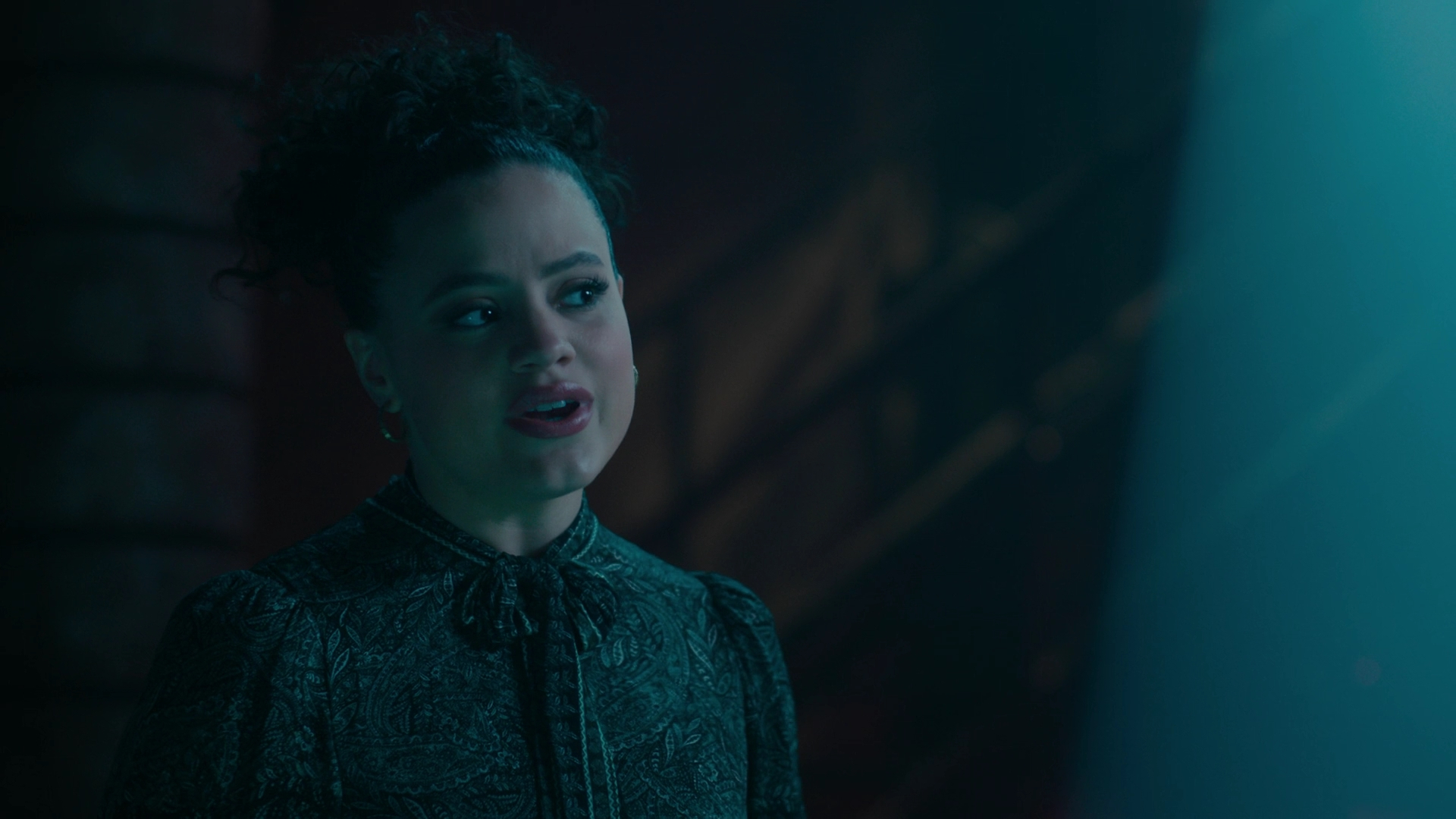 Charmed-Online-dot-nl_Charmed3x13ChaosTheory1953.jpg Charmed-Online-dot-nl_Charmed3x13ChaosTheory1953.jpg