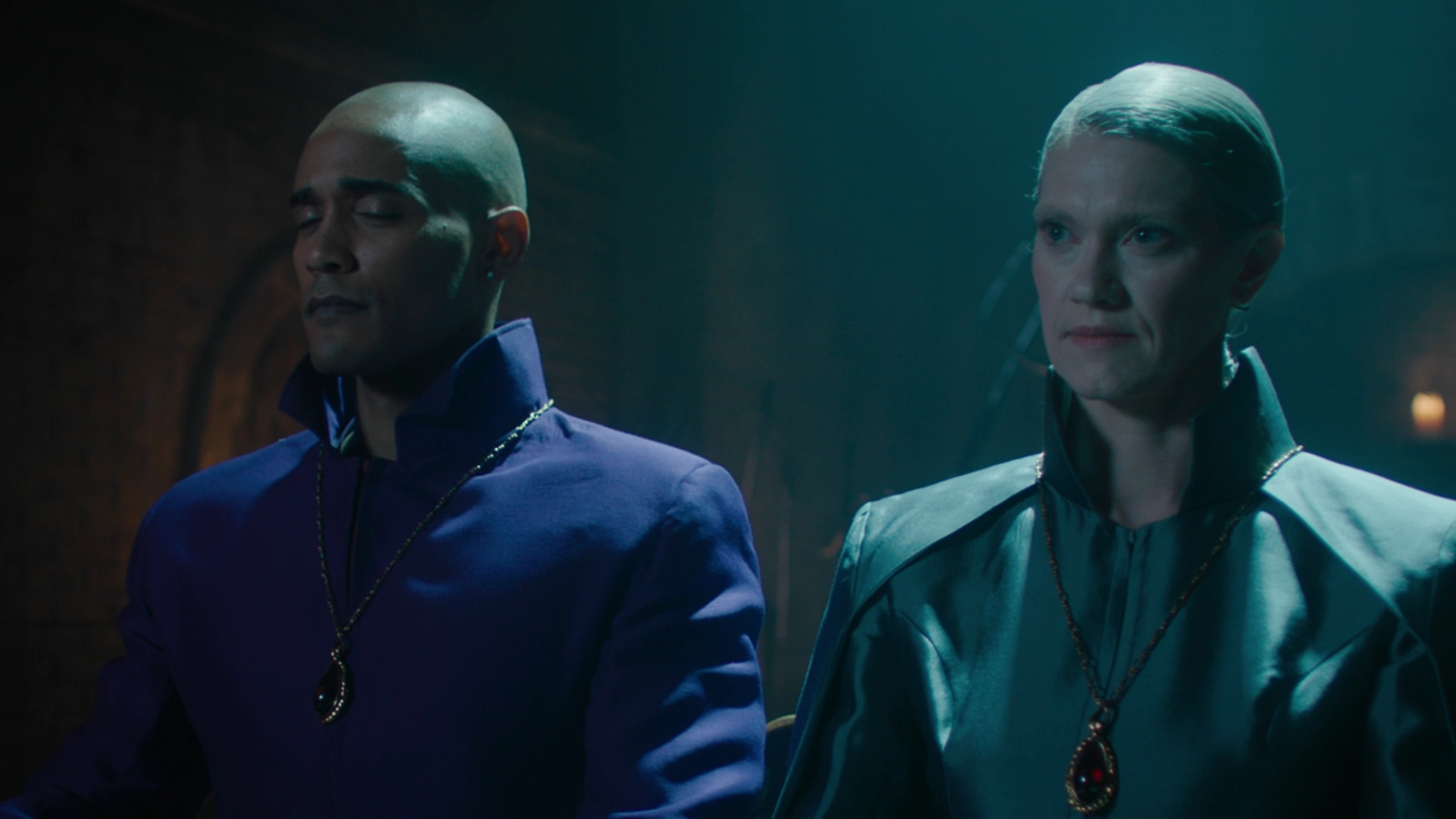 Charmed-Online-dot-nl_Charmed3x13ChaosTheory1968.jpg Charmed-Online-dot-nl_Charmed3x13ChaosTheory1968.jpg