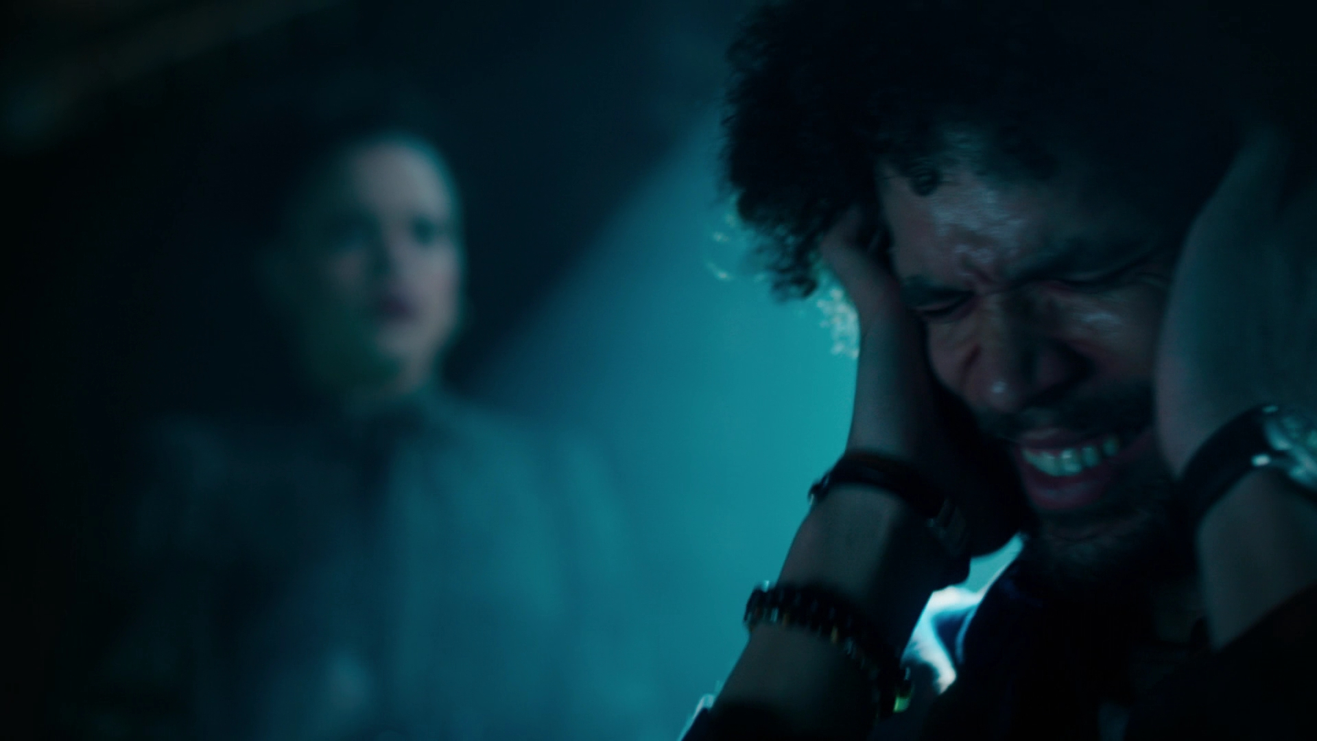 Charmed-Online-dot-nl_Charmed3x13ChaosTheory2068.jpg Charmed-Online-dot-nl_Charmed3x13ChaosTheory2068.jpg