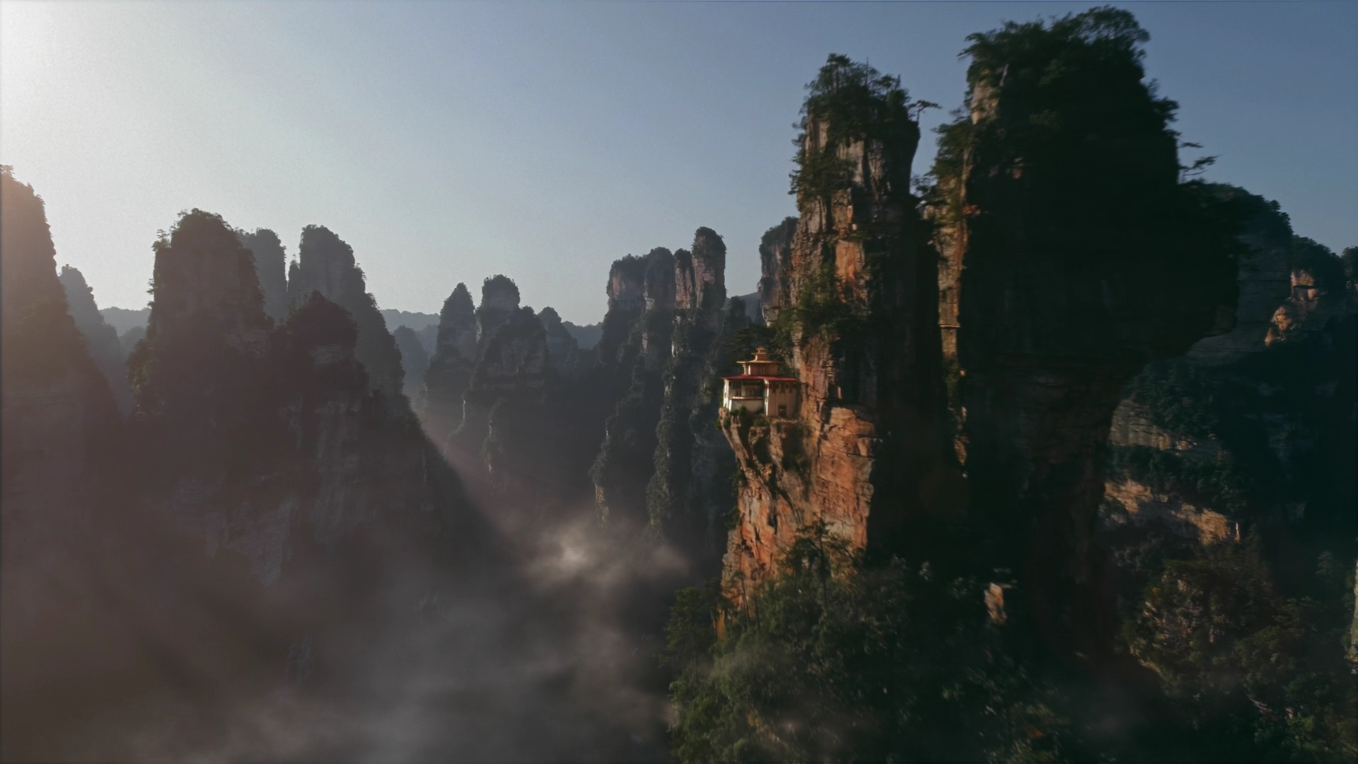 Charmed-dot-nl_Charmed3x14PerfectiIstheEnemyofGood0712.jpg Charmed-dot-nl_Charmed3x14PerfectiIstheEnemyofGood0712.jpg