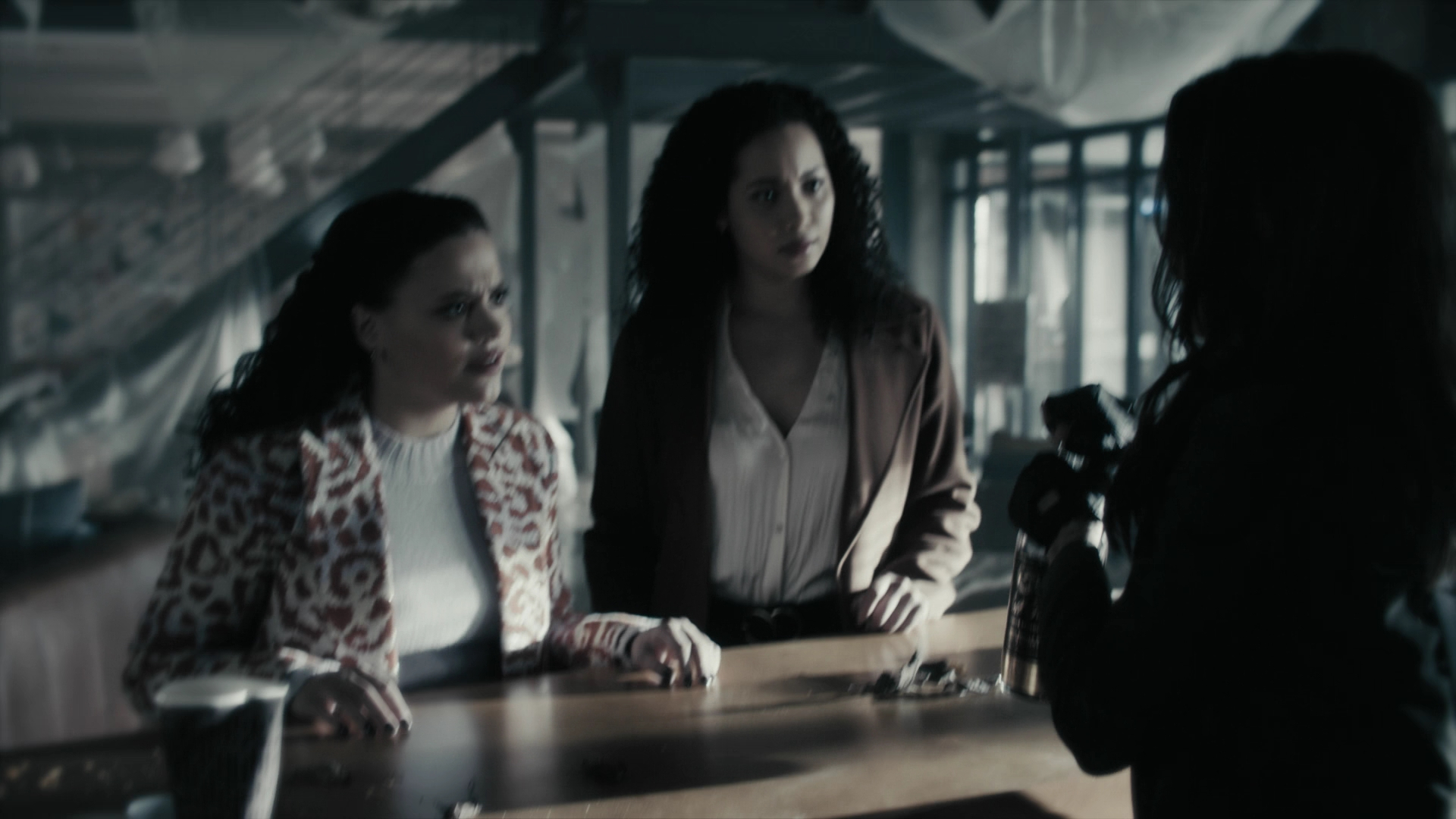 Charmed-Online-dot-nl_Charmed3x15SchrodingersFuture0801.jpg