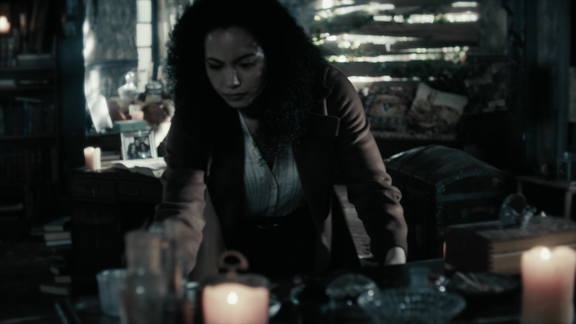 Charmed-Online-dot-nl_Charmed3x15SchrodingersFuture1350.jpg