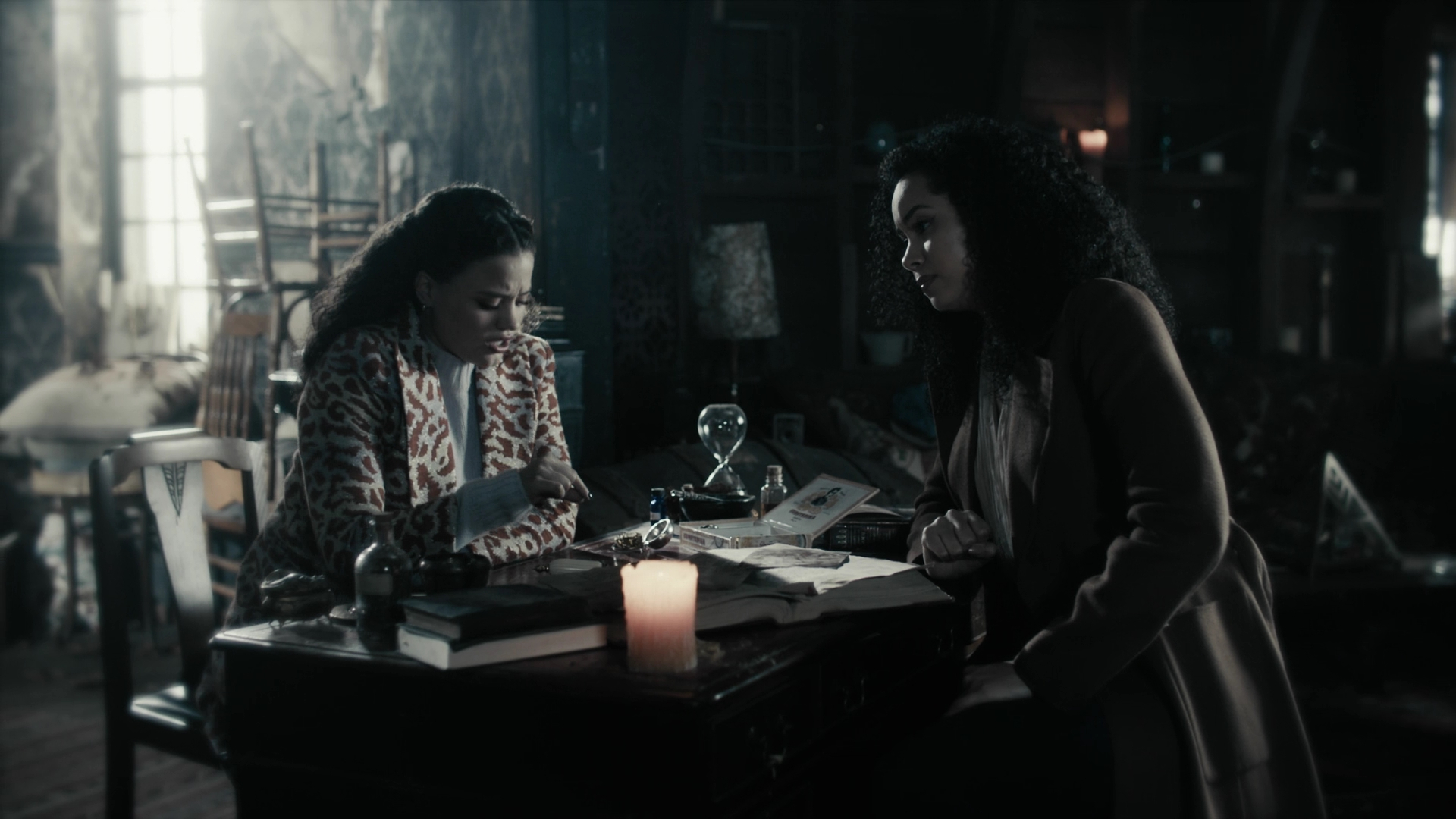 Charmed-Online-dot-nl_Charmed3x15SchrodingersFuture1489.jpg