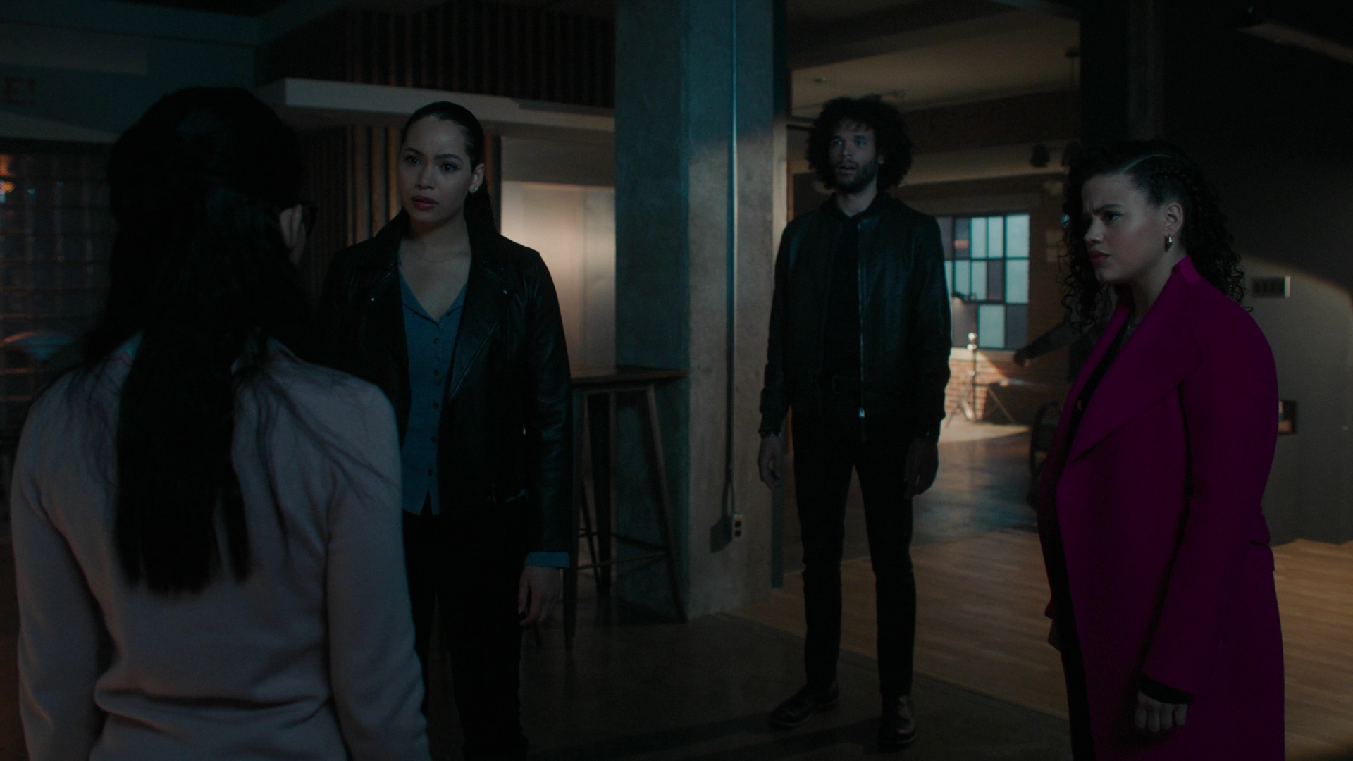 Charmed-Online-dot-nl_Charmed3x16WhattoExpectWhenYoureExpectingtheApocalypse0156.jpg