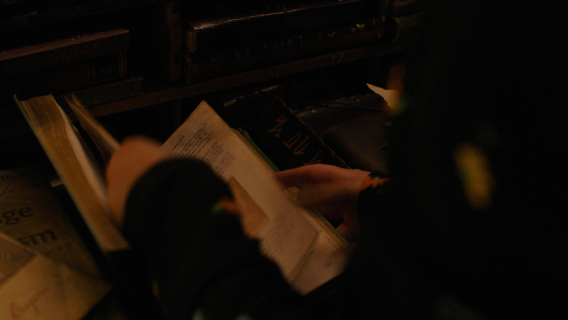 Charmed-Online-dot-nl_Charmed3x16WhattoExpectWhenYoureExpectingtheApocalypse0360.jpg