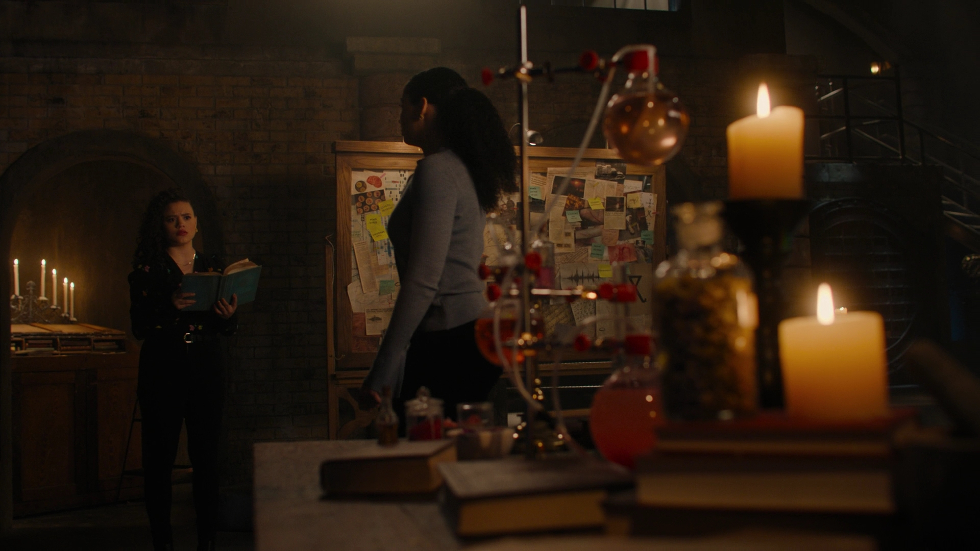 Charmed-Online-dot-nl_Charmed3x16WhattoExpectWhenYoureExpectingtheApocalypse0404.jpg