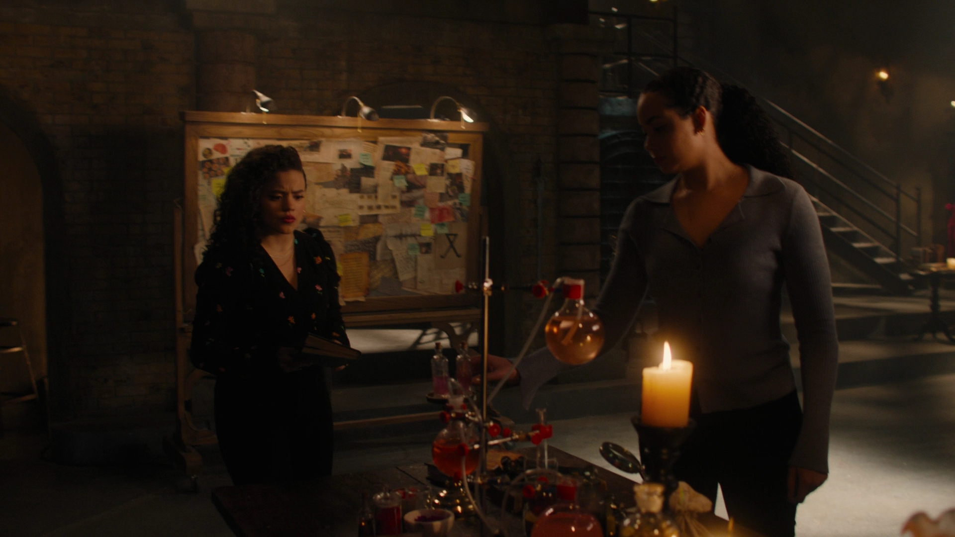 Charmed-Online-dot-nl_Charmed3x16WhattoExpectWhenYoureExpectingtheApocalypse0411.jpg