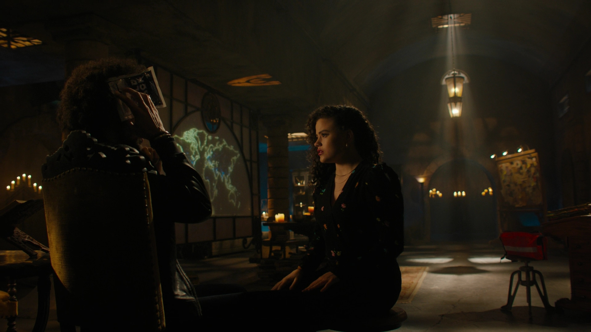 Charmed-Online-dot-nl_Charmed3x16WhattoExpectWhenYoureExpectingtheApocalypse0504.jpg