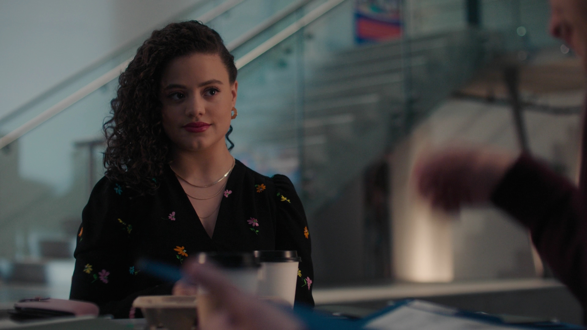 Charmed-Online-dot-nl_Charmed3x16WhattoExpectWhenYoureExpectingtheApocalypse0810.jpg