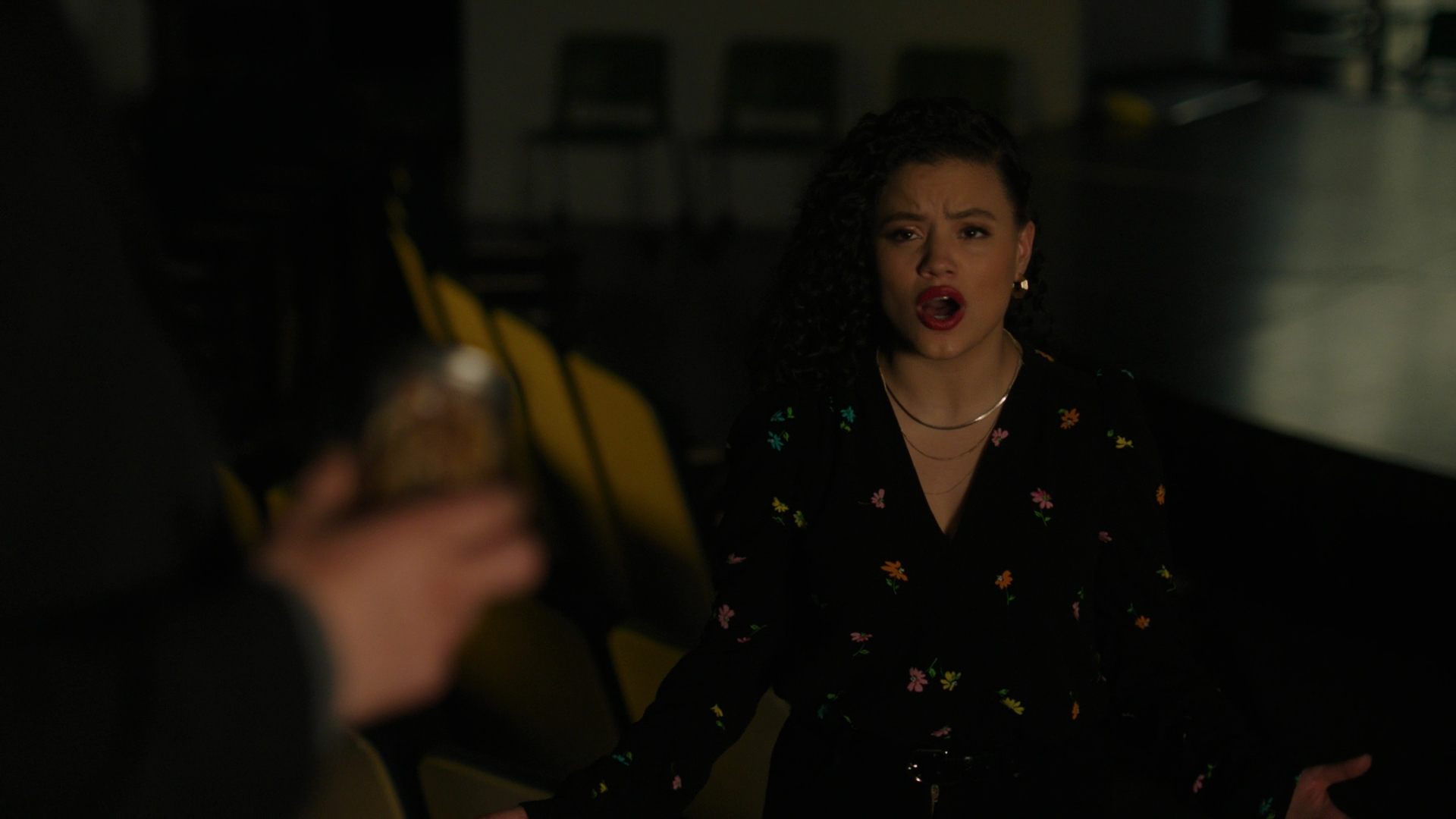 Charmed-Online-dot-nl_Charmed3x16WhattoExpectWhenYoureExpectingtheApocalypse1434.jpg