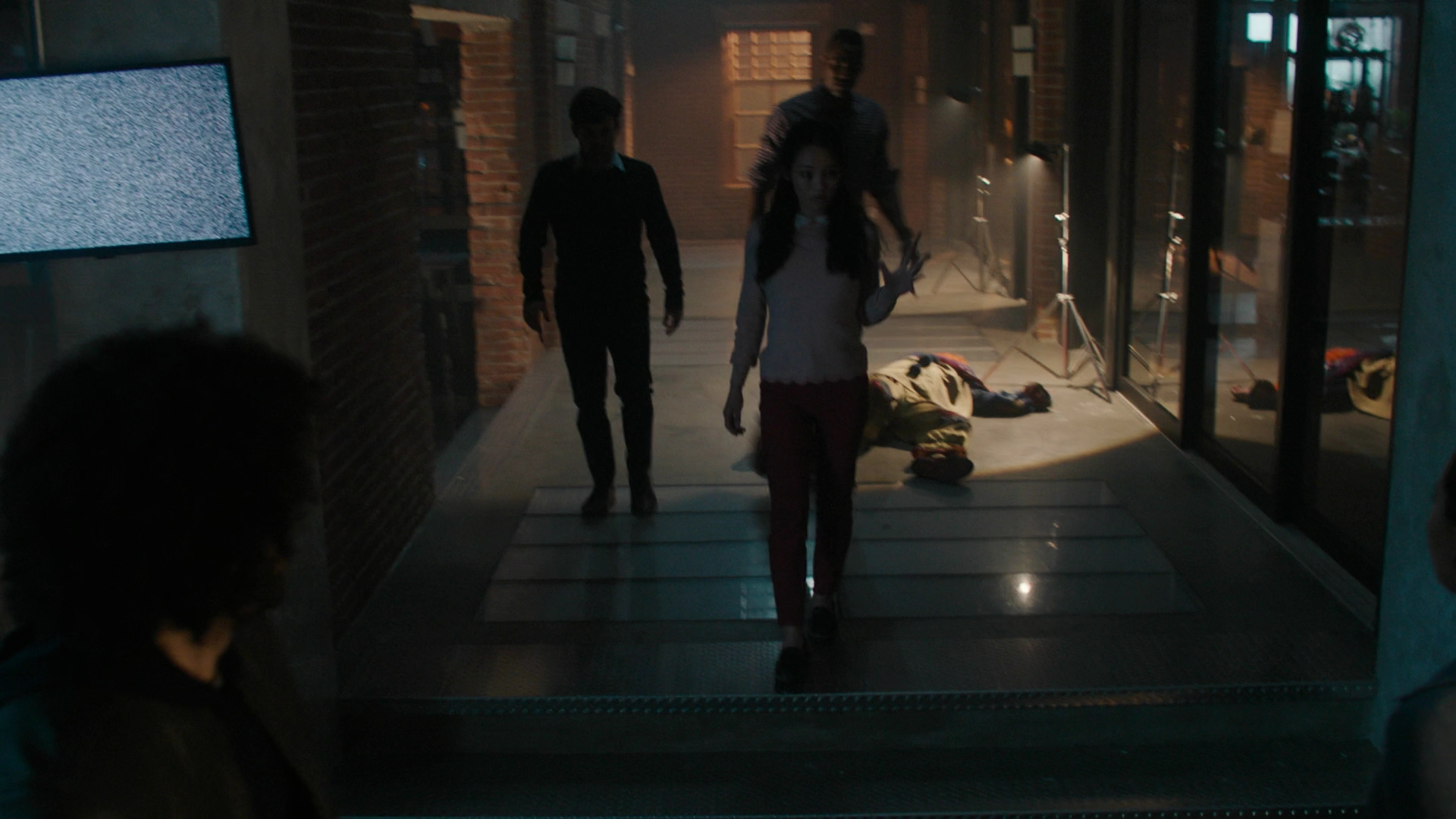Charmed-Online-dot-nl_Charmed3x16WhattoExpectWhenYoureExpectingtheApocalypse1883.jpg