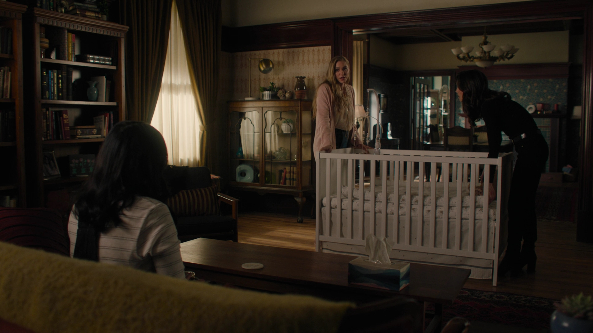 Charmed-Online-dot-nl_Charmed3x16WhattoExpectWhenYoureExpectingtheApocalypse2067.jpg