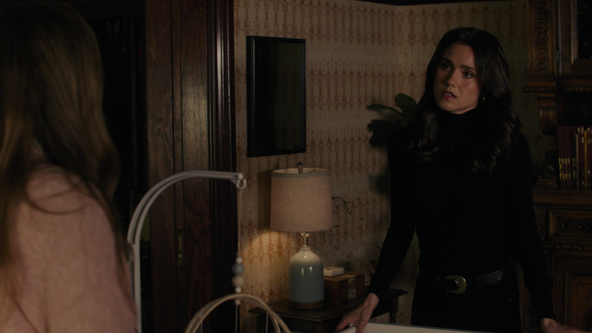 Charmed-Online-dot-nl_Charmed3x16WhattoExpectWhenYoureExpectingtheApocalypse2069.jpg