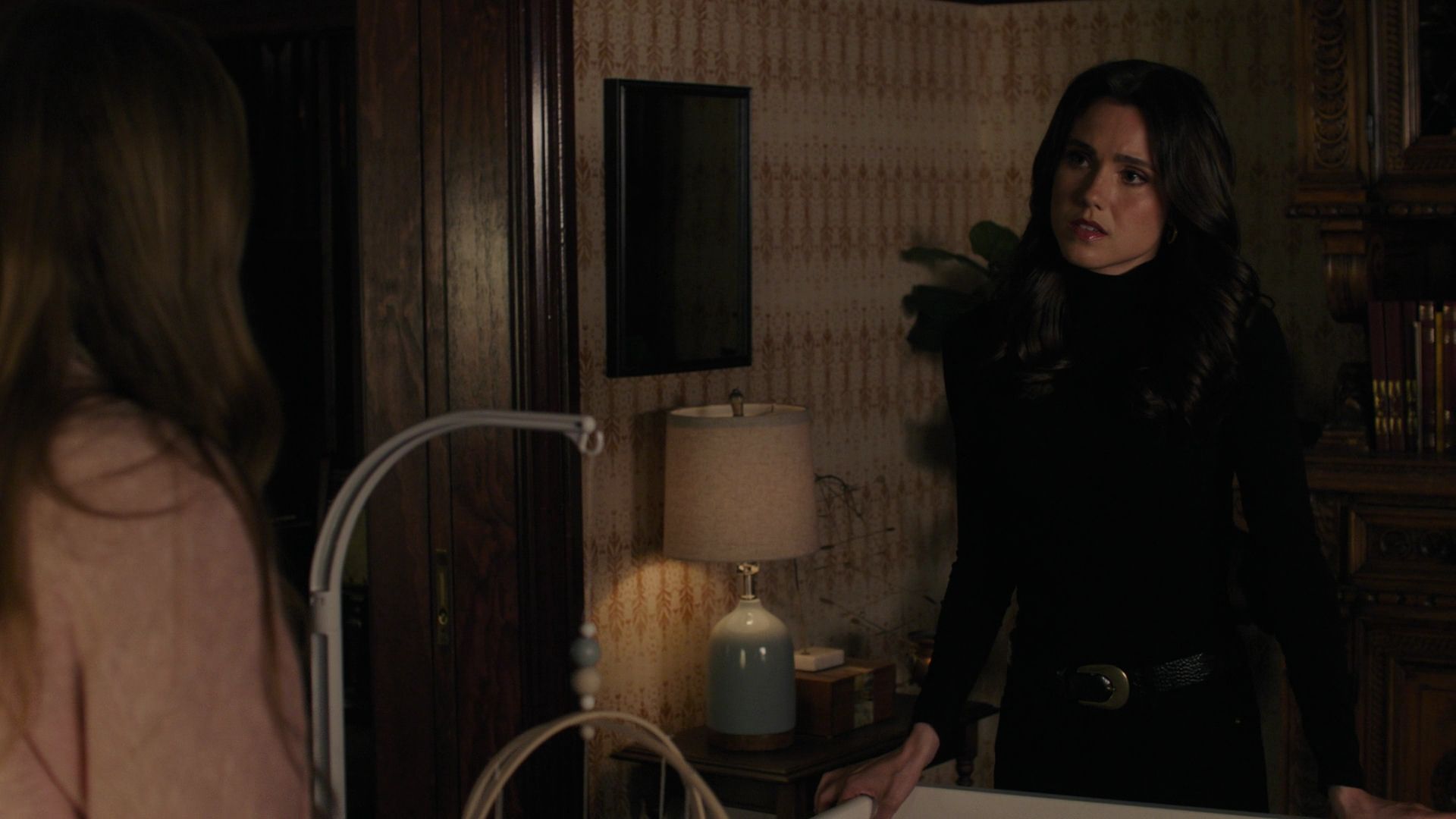 Charmed-Online-dot-nl_Charmed3x16WhattoExpectWhenYoureExpectingtheApocalypse2070.jpg