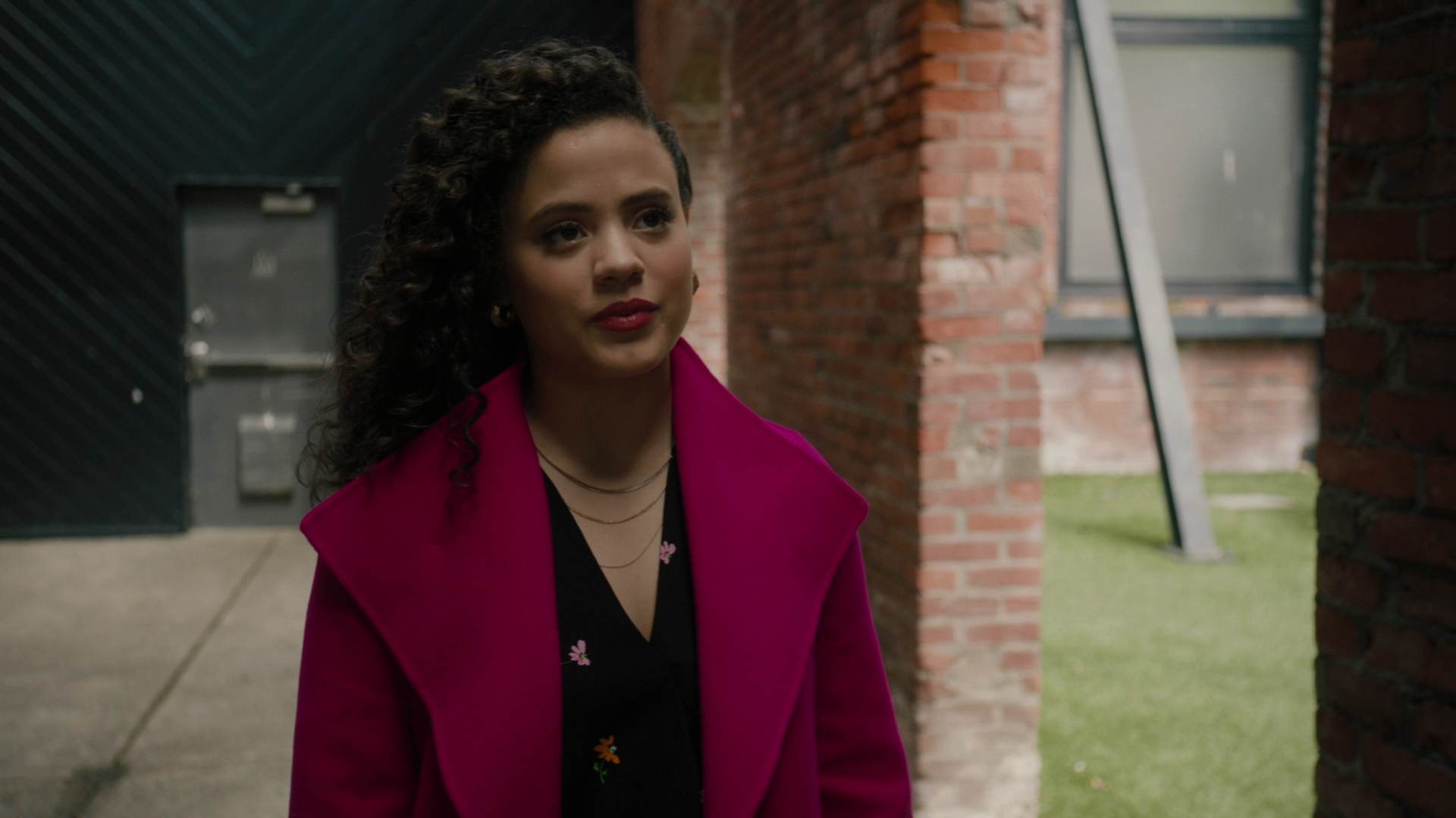 Charmed-Online-dot-nl_Charmed3x16WhattoExpectWhenYoureExpectingtheApocalypse2205.jpg