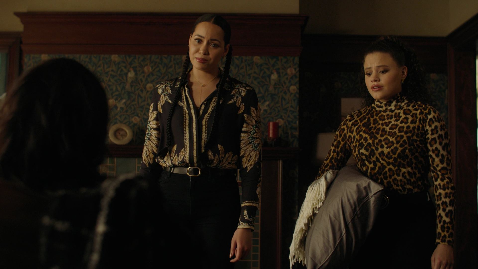 Charmed-Online-dot-nl_Charmed3x17TheCalmBeforeTheStorm0210.jpg