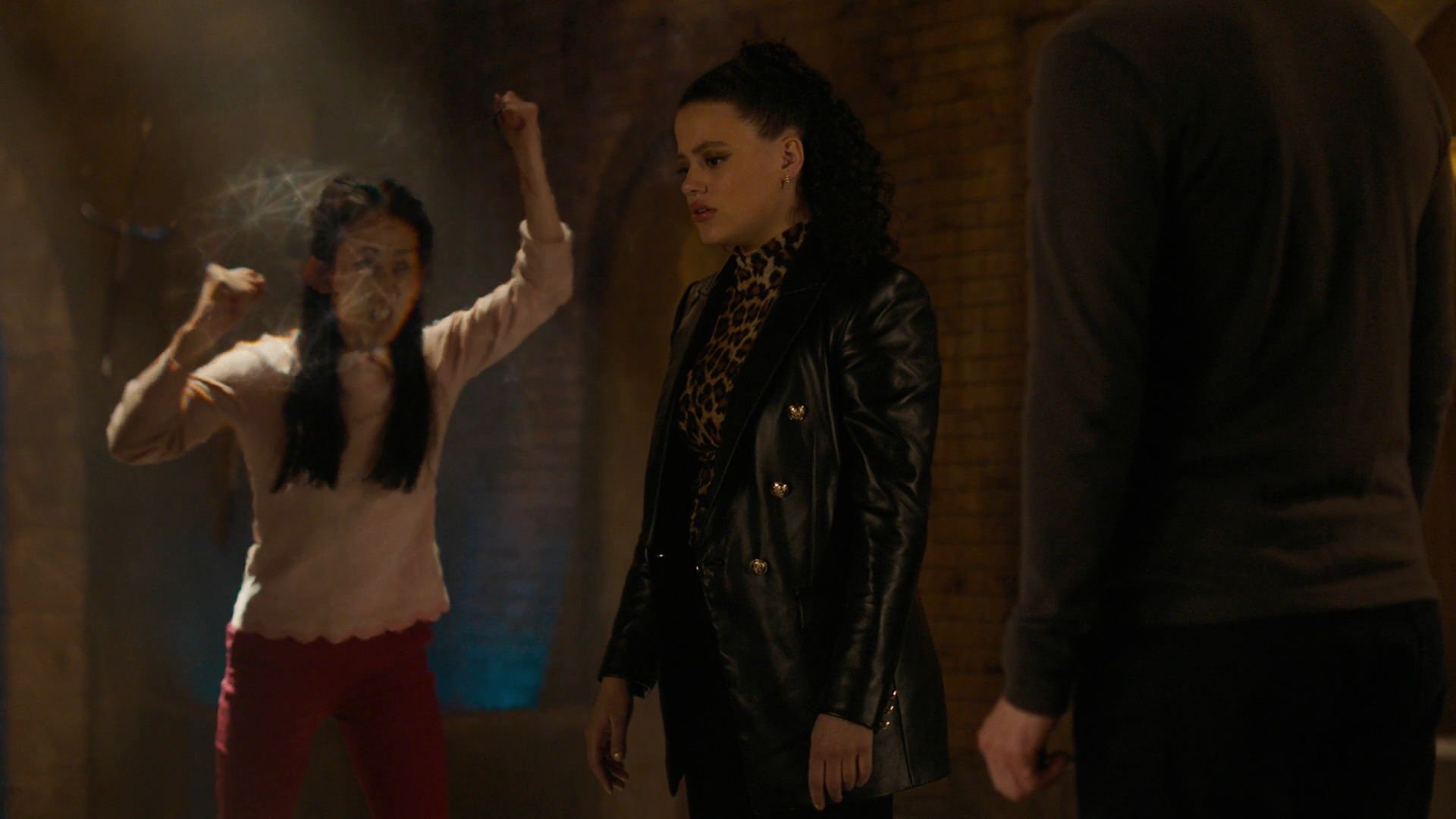 Charmed-Online-dot-nl_Charmed3x17TheCalmBeforeTheStorm0456.jpg