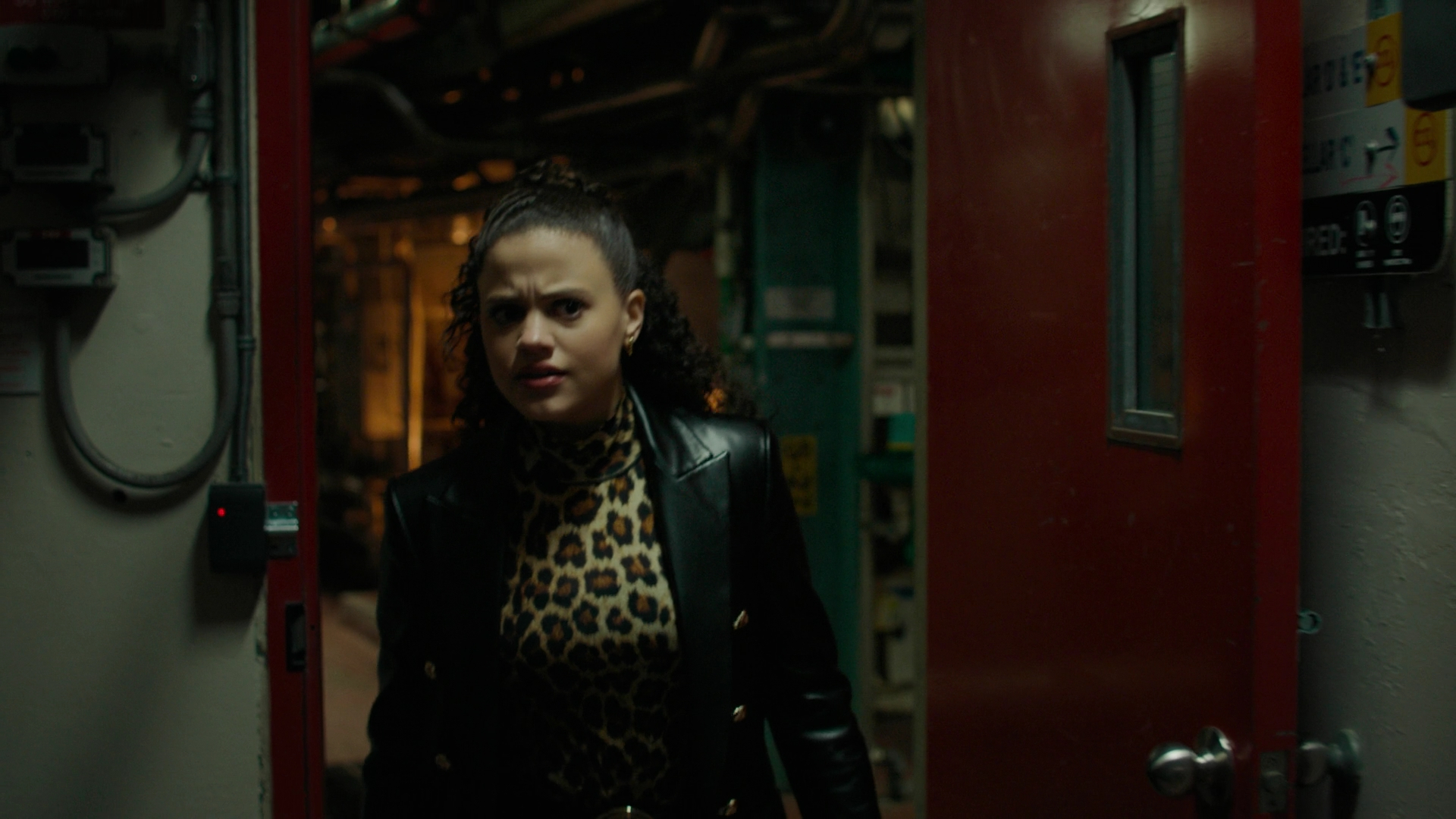 Charmed-Online-dot-nl_Charmed3x17TheCalmBeforeTheStorm0644.jpg