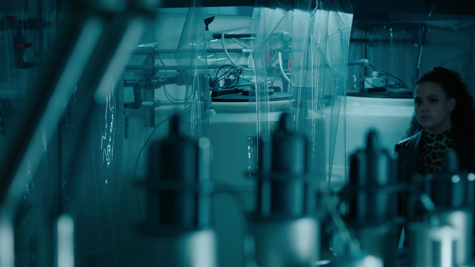 Charmed-Online-dot-nl_Charmed3x17TheCalmBeforeTheStorm1122.jpg Charmed-Online-dot-nl_Charmed3x17TheCalmBeforeTheStorm1122.jpg