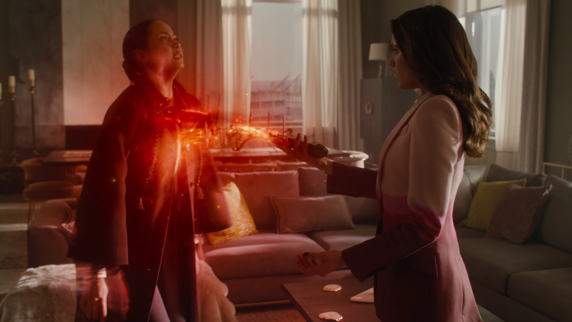 Charmed-Online-dot-nl_Charmed3x17TheCalmBeforeTheStorm1432.jpg Charmed-Online-dot-nl_Charmed3x17TheCalmBeforeTheStorm1432.jpg