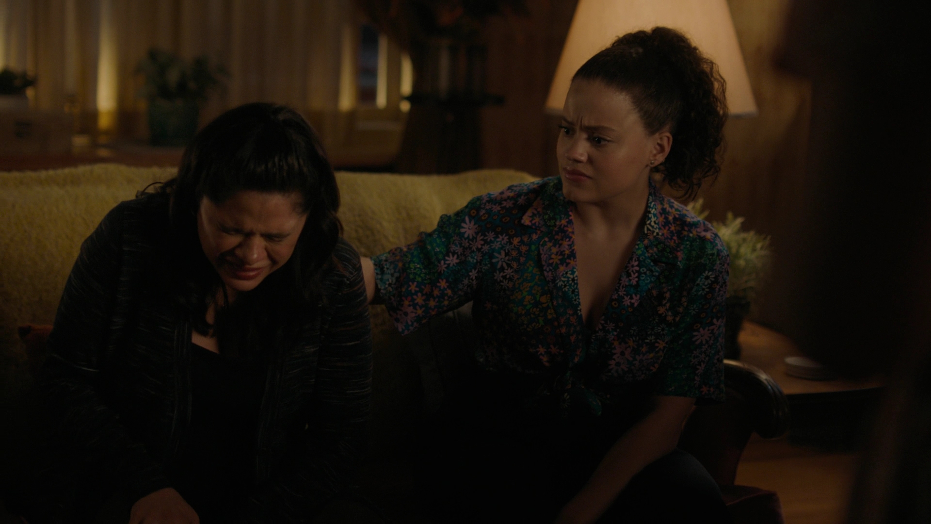 Charmed-Online-dot-nl_Charmed3x17TheCalmBeforeTheStorm2125.jpg