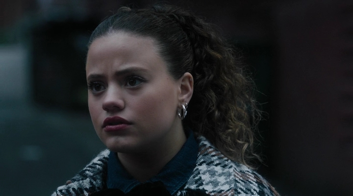 Charmed-Online-dot-nl_Charmed4x01NotThatGirl0816.jpg