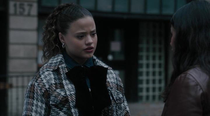Charmed-Online-dot-nl_Charmed4x01NotThatGirl0853.jpg