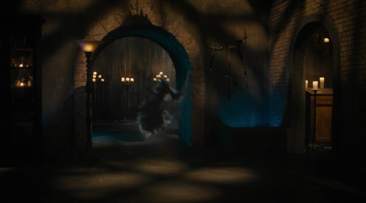 Charmed-Online-dot-nl_Charmed4x01NotThatGirl1644.jpg