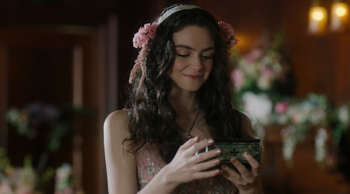 Charmed-Online-dot-nl_Charmed4x01NotThatGirl1674.jpg