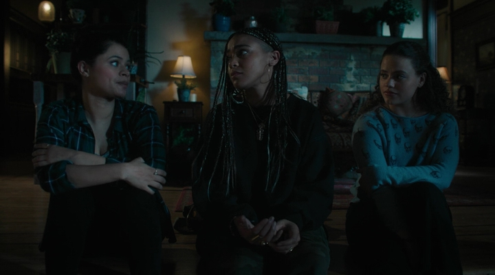 Charmed-Online-dot-nl_Charmed4x01NotThatGirl2191.jpg