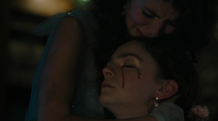 Charmed-Online-dot-nl_Charmed4x01NotThatGirl2458.jpg