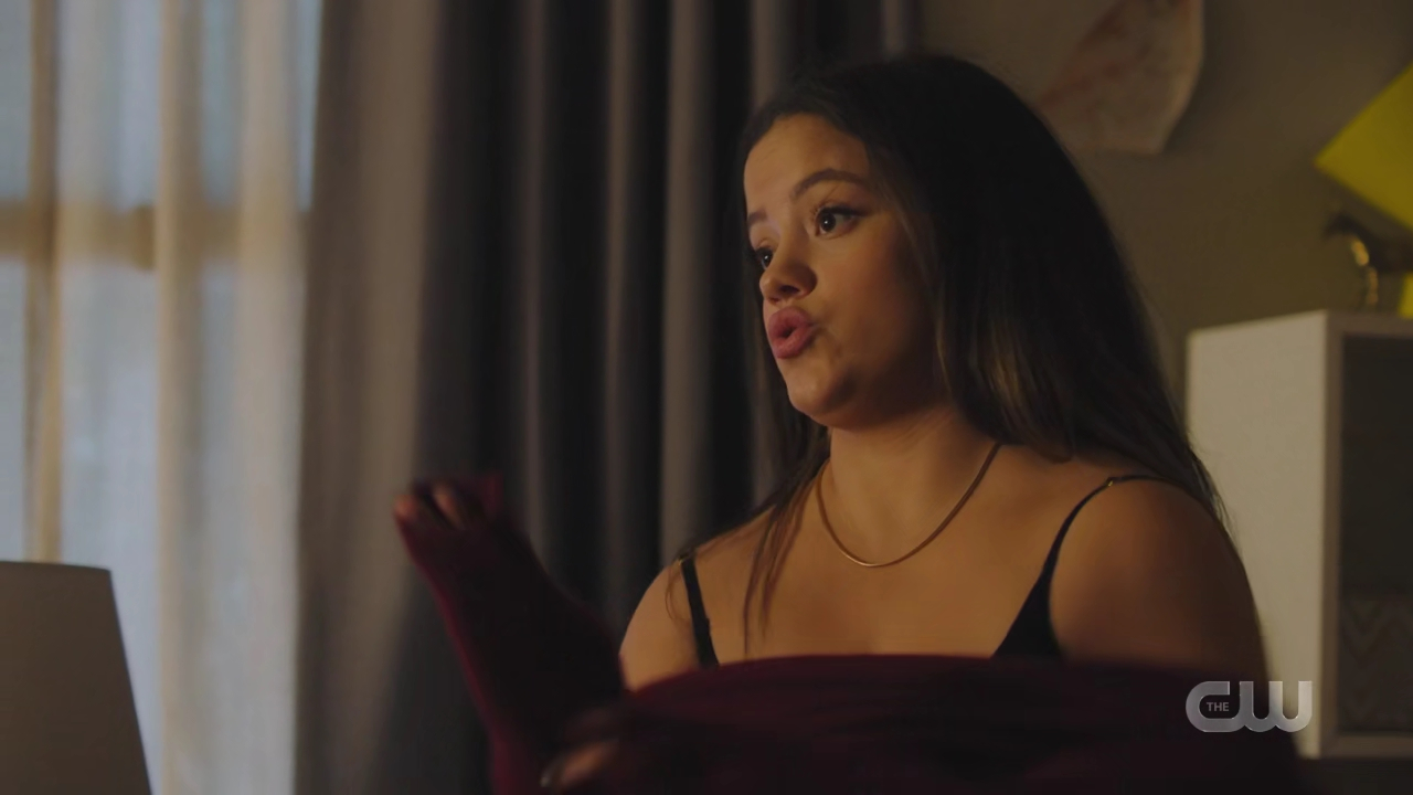 charmed-online-dot-nl_charmed4x02YouCantGoHomeAgain0265.jpg