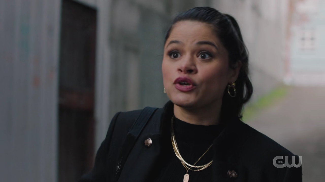 charmed-online-dot-nl_charmed4x02YouCantGoHomeAgain0780.jpg
