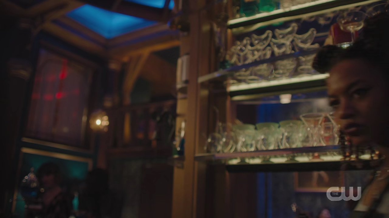 charmed-online-dot-nl_charmed4x02YouCantGoHomeAgain1130.jpg charmed-online-dot-nl_charmed4x02YouCantGoHomeAgain1130.jpg