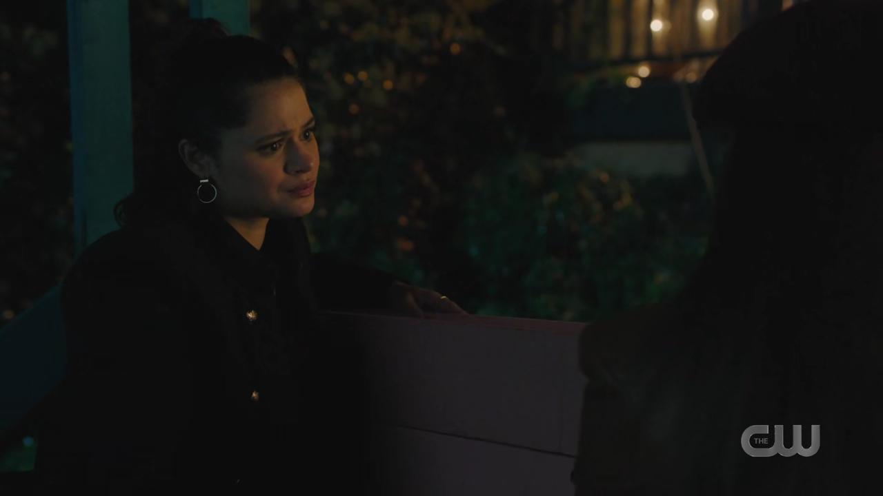 charmed-online-dot-nl_charmed4x02YouCantGoHomeAgain1348.jpg